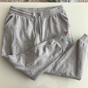 Fila joggers